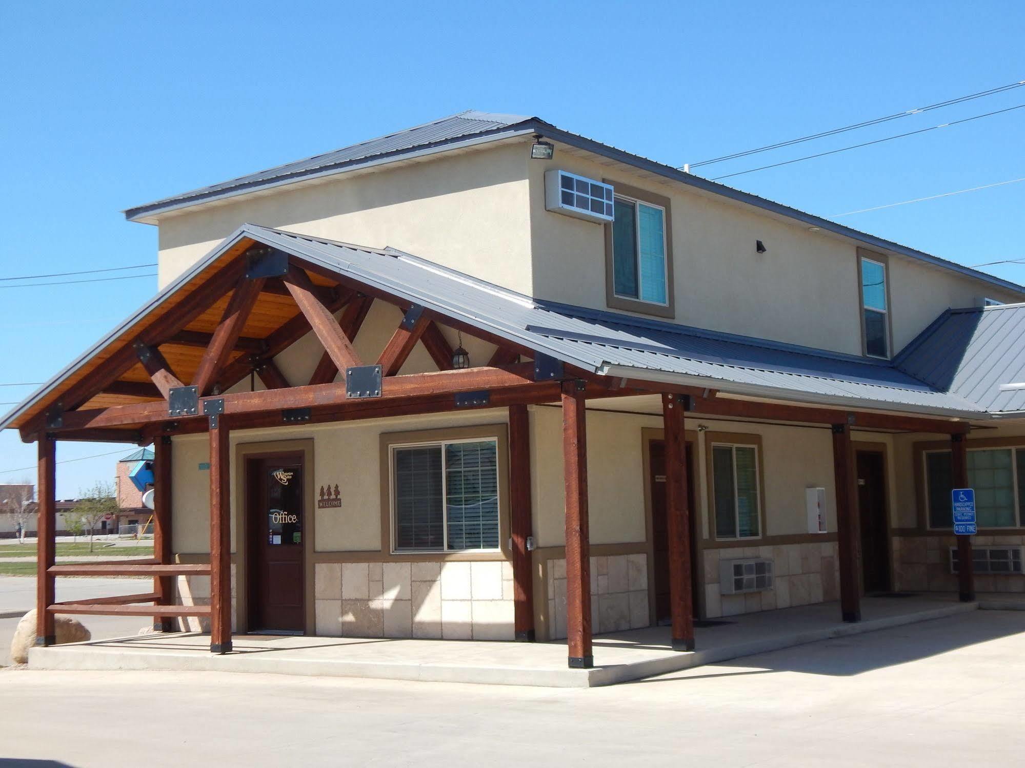 Winterton Suites 威利斯顿 外观 照片